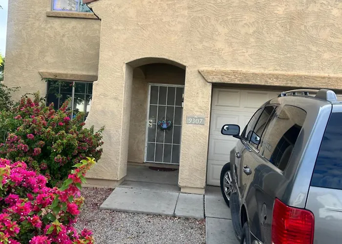 West Value 4 Bennet Homestay Phoenix